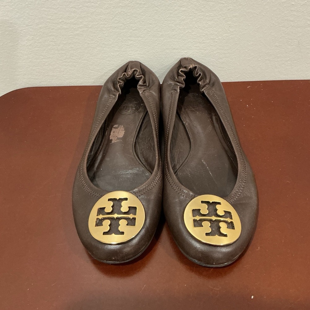 Tory Burch Ballet Shoes Womens 8.5 Reva Flats Brown Leather Gold Logo Preppy Lux